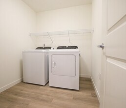 2- Bedroom Den E-101 floor plan